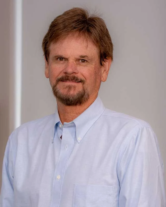 Dr. Thomas E. McGarity